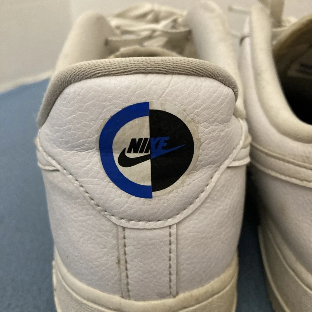 Nike Women's White Air Force 1 '07 LX Sisterhood‎ 
